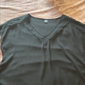SHEIN Black V-Neck Top